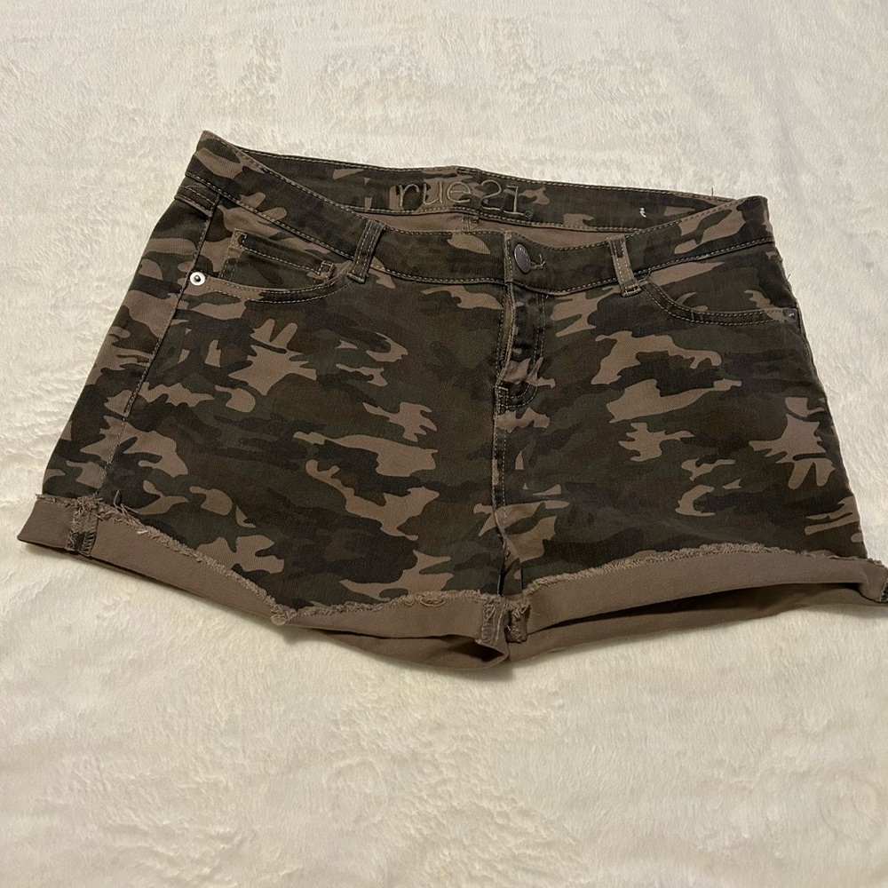 Rue 21 Curvy Shorts